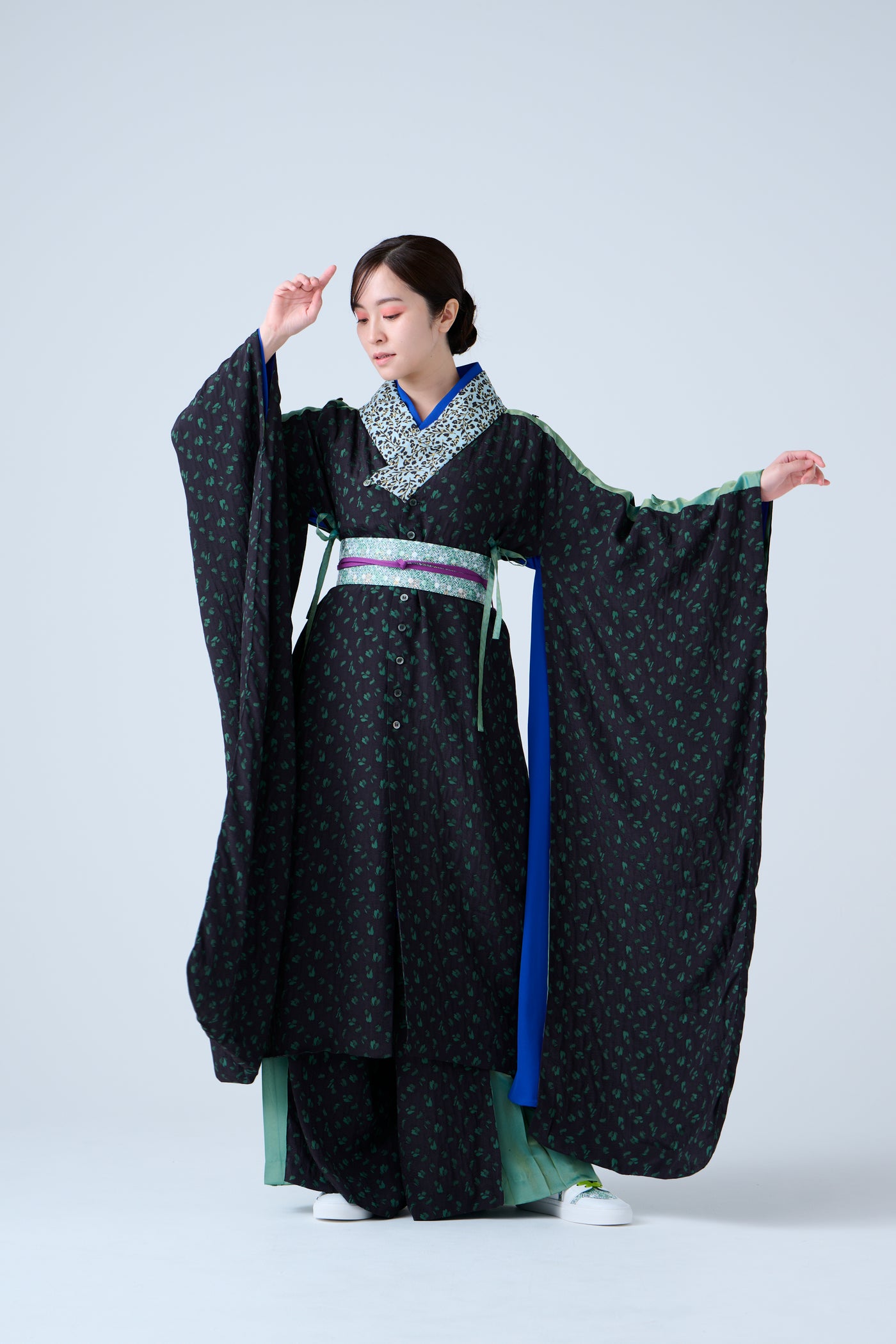 Petal Jacquard Long Jacket Green