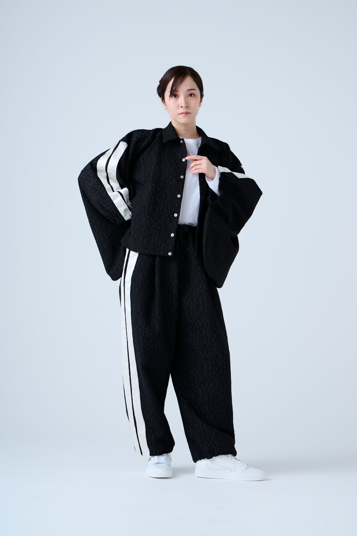 Fukure Jacquard Track Short Jacket Black