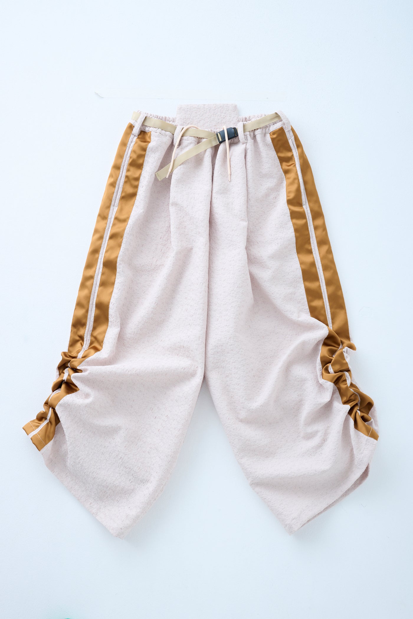 Folded Jacquard Drawstring Pants White