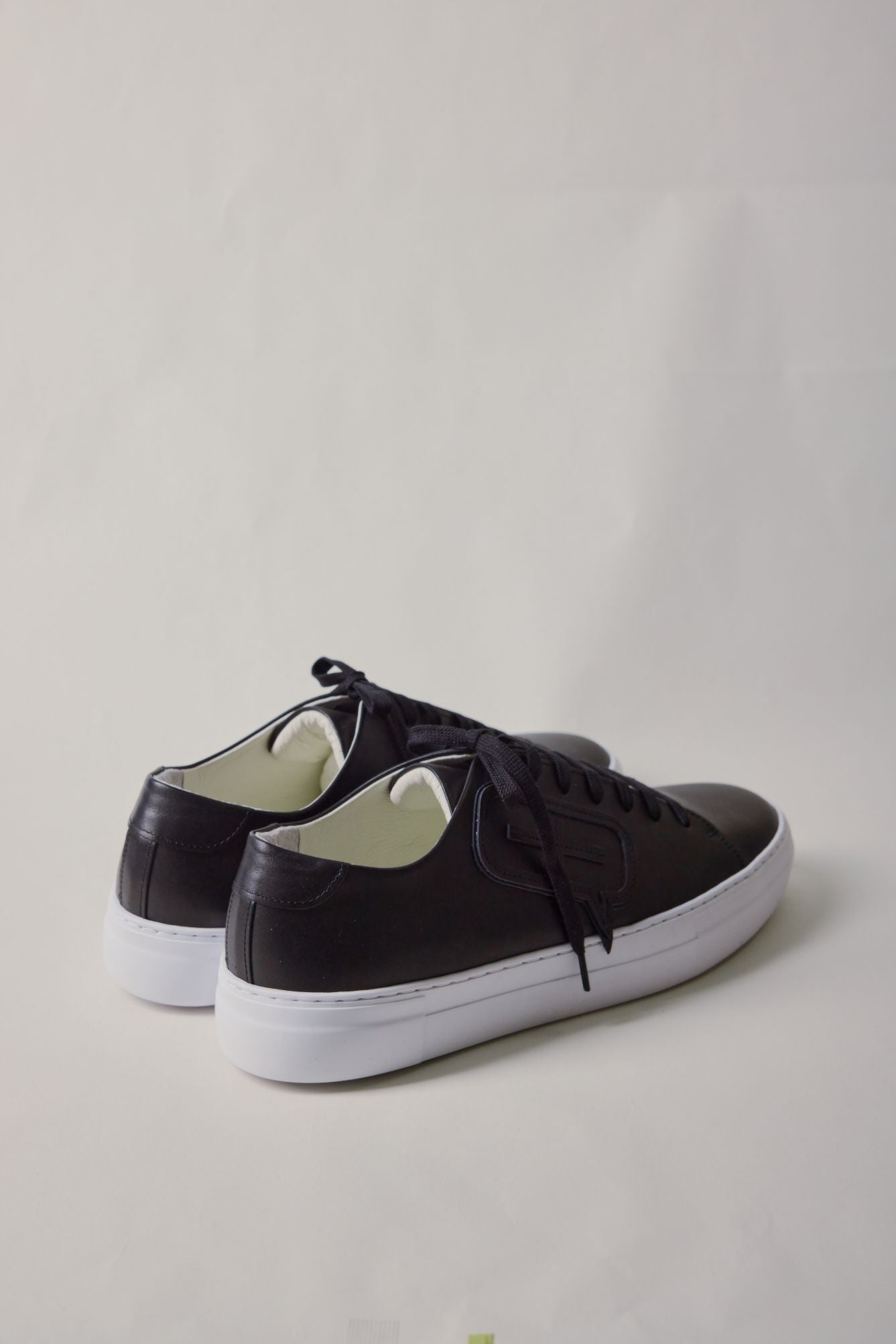 Icon Leather Sneakers (Black)